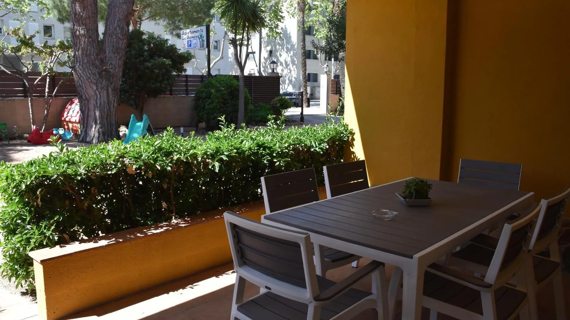 Apartamentos Les Palmeres Platja d'Aro